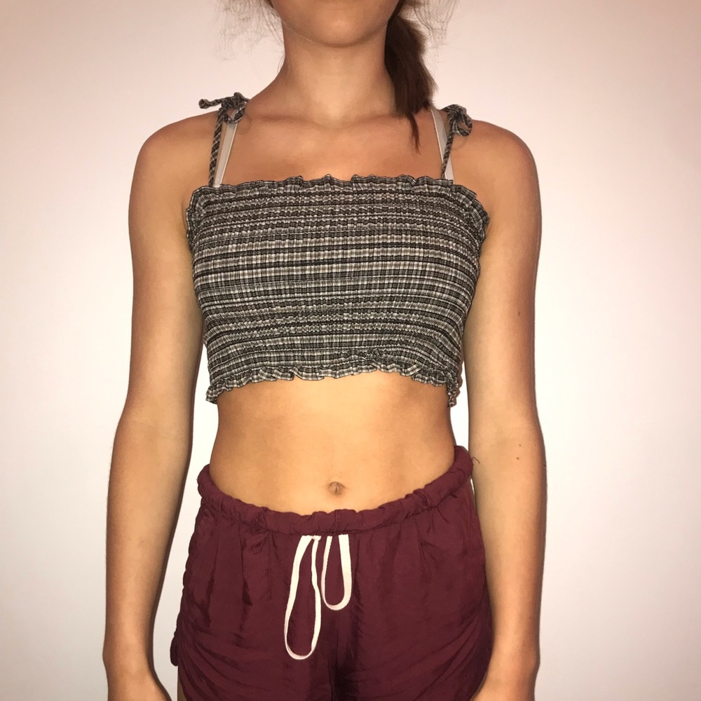 Tie crop shirt